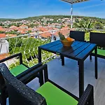 Tota Glamur Apartman Jelsa
